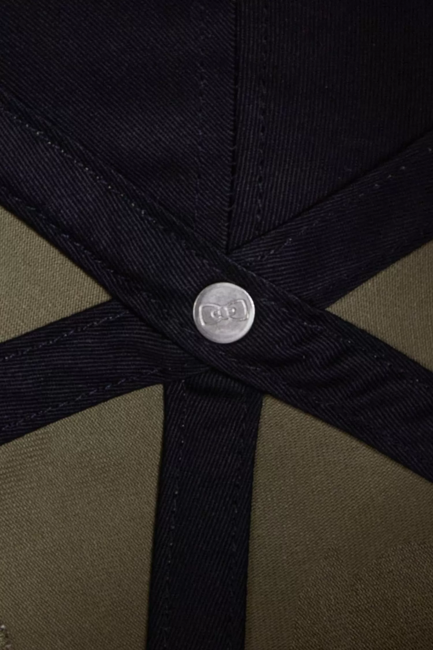 Eden Park Casquette Beige Fonce En Toile De Coton Broderie Noeud Papillon-Homme Casquettes