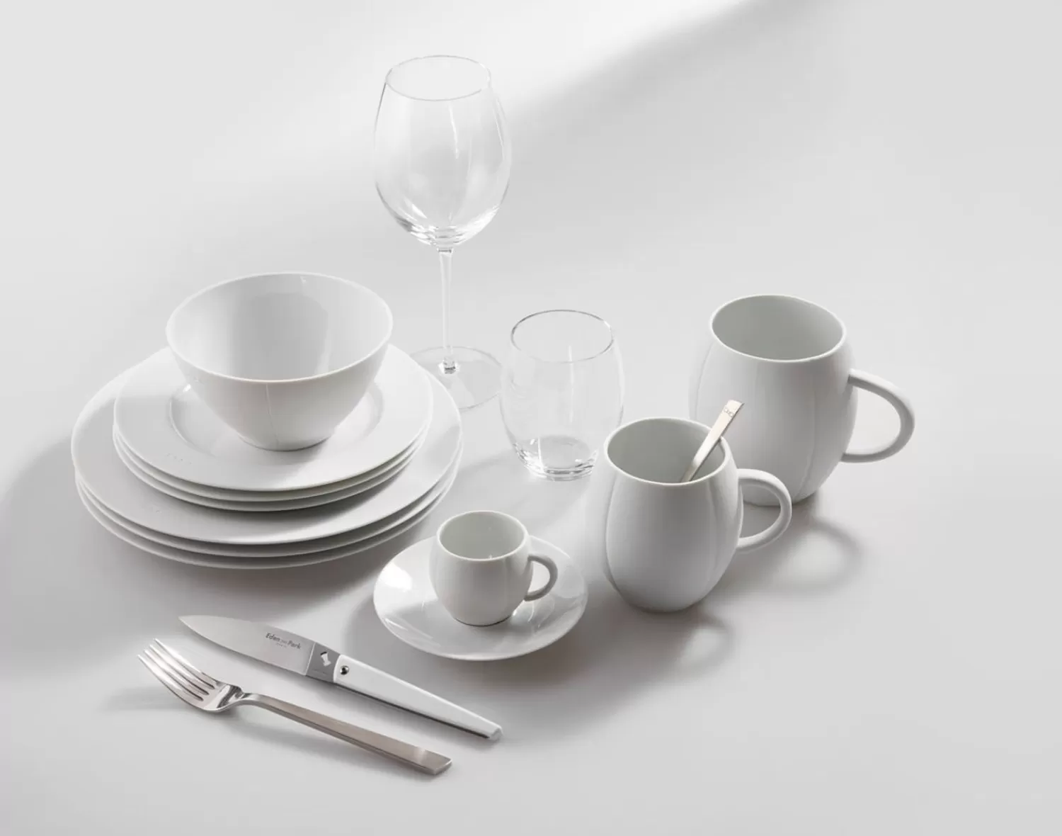 lot_de_6_cuilleres_de_table_en_inox_4.webp Eden Park Lot De 6 Cuilleres De Table En Inox- Art De La Table