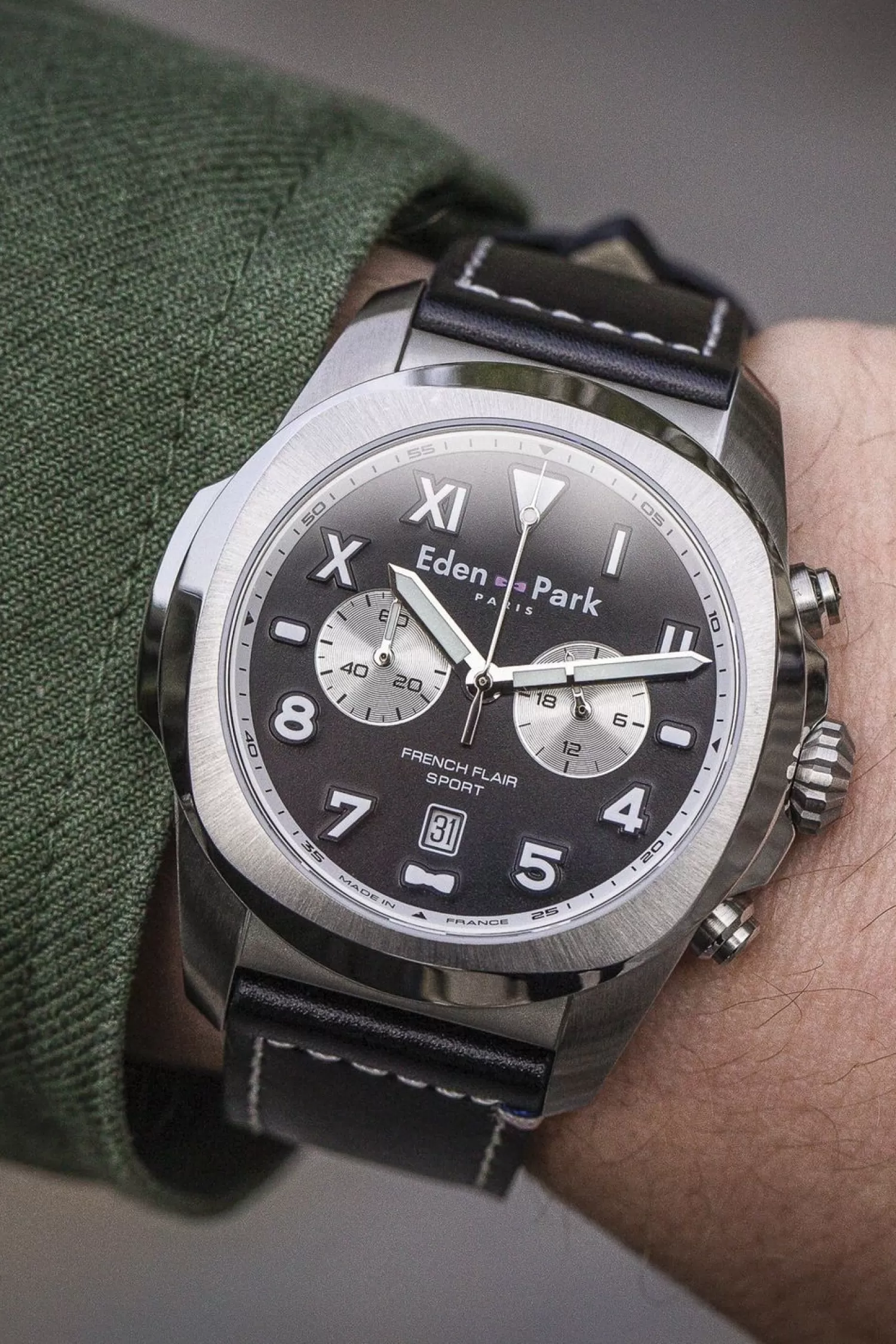 montre_a_quartz_chronographe_en_cuir_noir_2.webp Eden Park Montre A Quartz Chronographe En Cuir Noir-Homme Montre