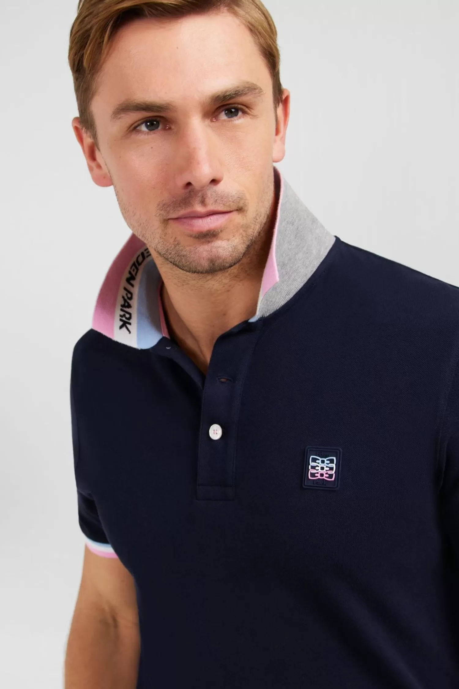 polo_bleu_marine_a_details_tricolores_2.webp Eden Park Polo Bleu Marine A Details Tricolores-Homme Polos