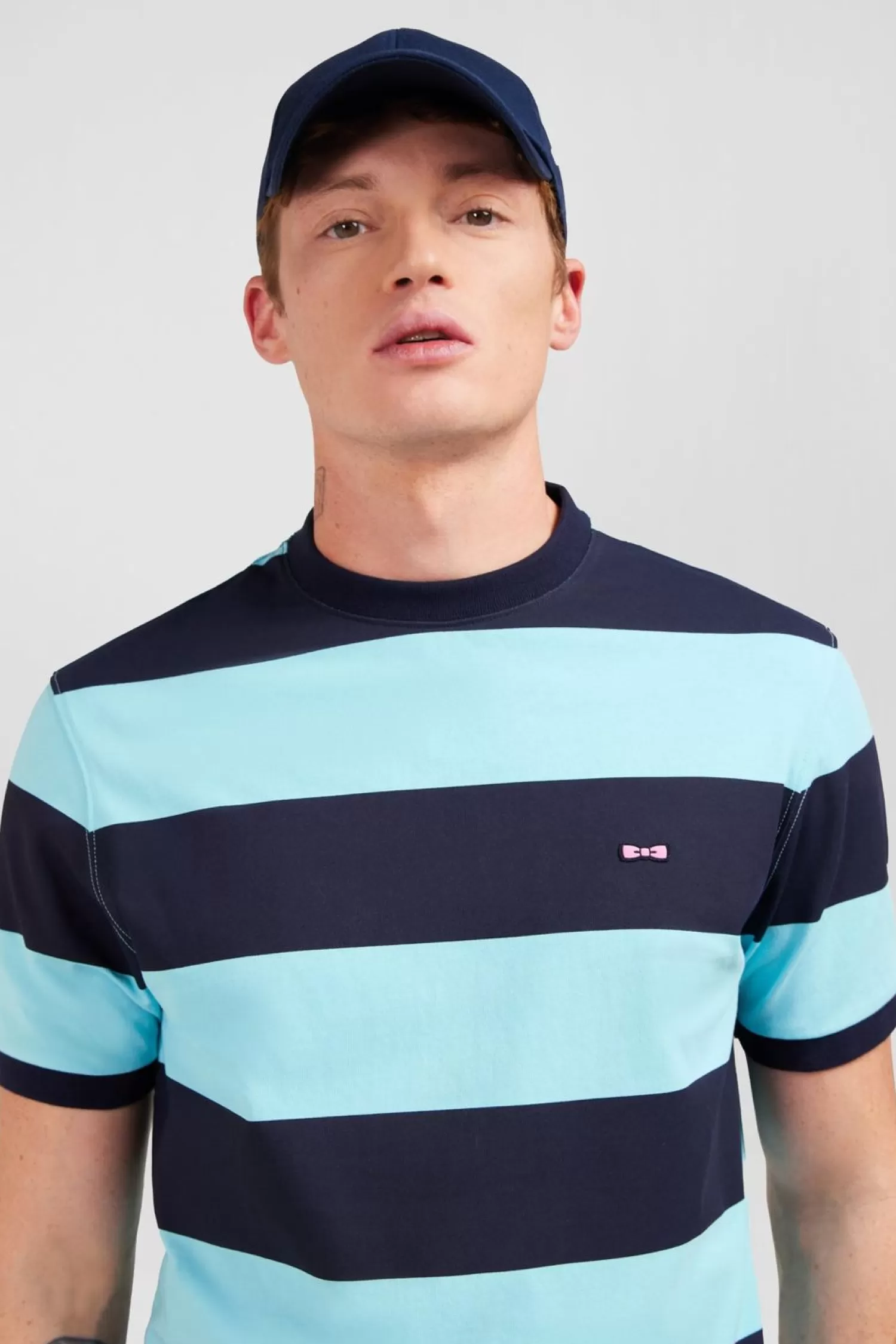 tshirt_manches_courtes_cercle_marine_et_turquoise_en_coton_2.webp Eden Park T-Shirt Manches Courtes Cercle Marine Et Turquoise En Coton-Homme T-Shirts